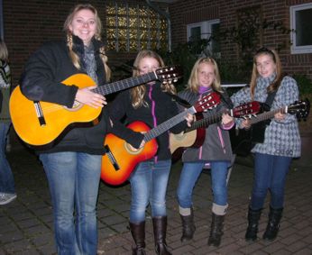 111021 laterne gitarre klein